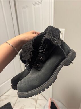 Timberland Black Lace Up Leather Boots